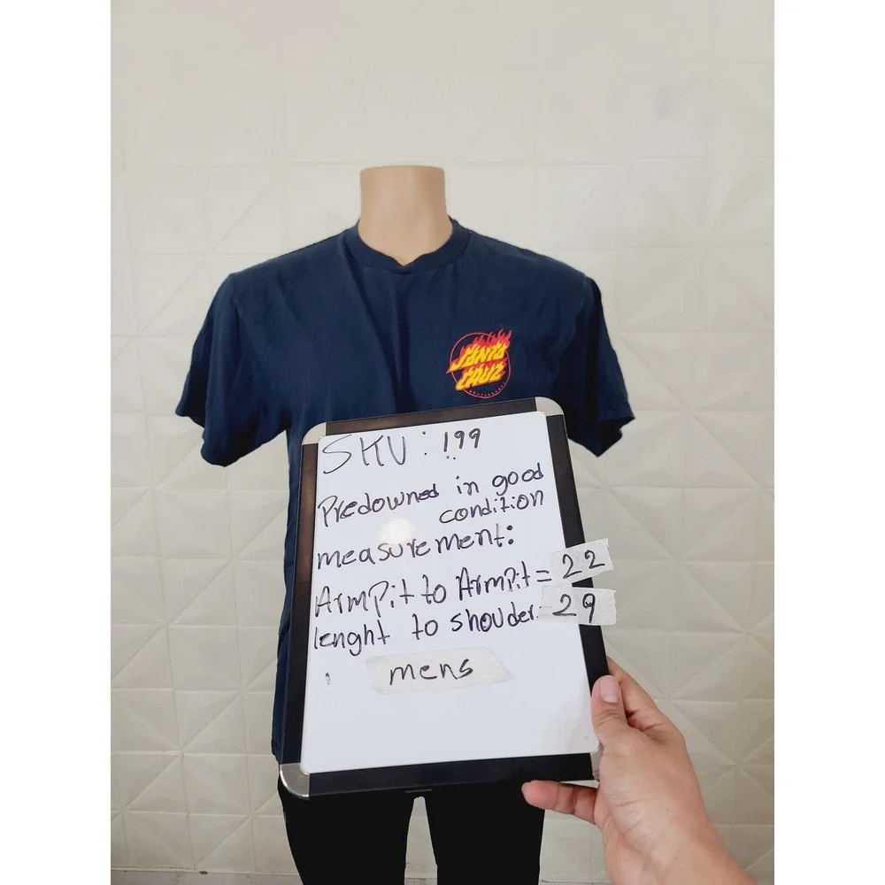 Santa Cruz Cotton, Comfortable fit Classic Logo T-Shirt,‎ Men Size L Navy Blue